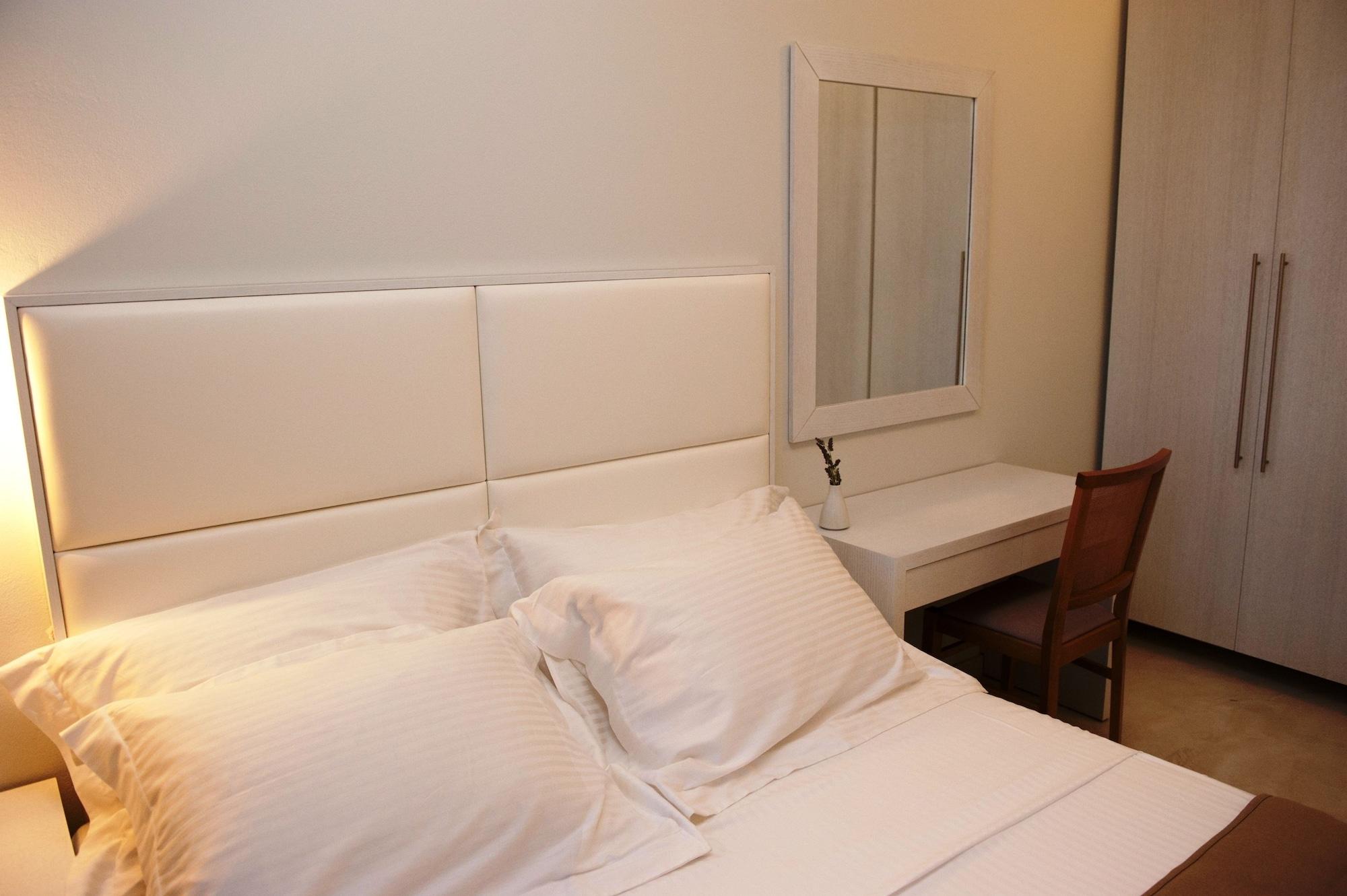 Aphrodite Samos Suites Marathókampos Exterior foto