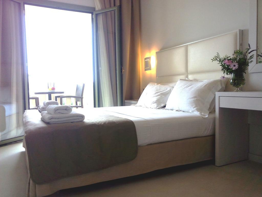 Aphrodite Samos Suites Marathókampos Exterior foto