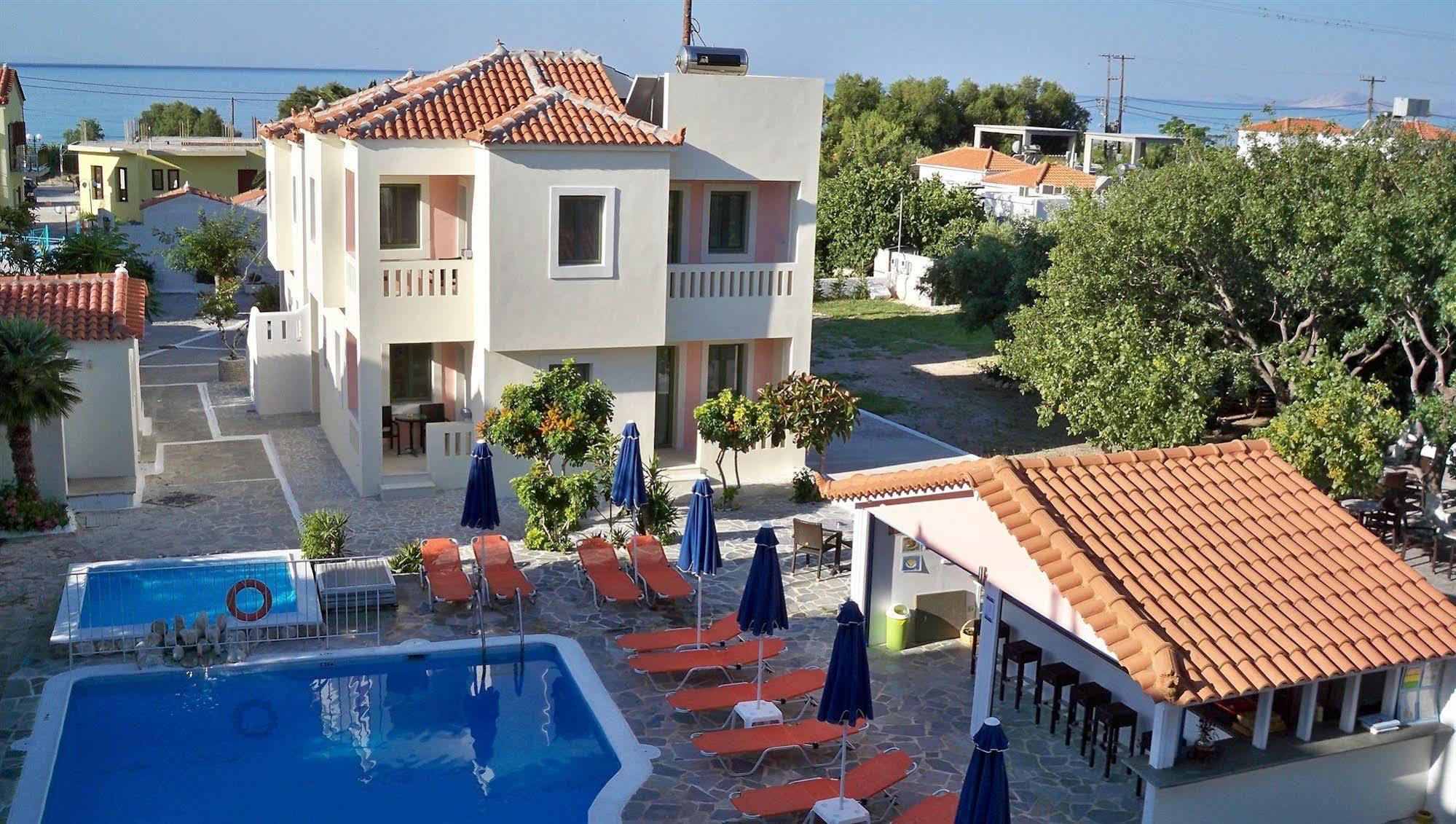 Aphrodite Samos Suites Marathókampos Exterior foto