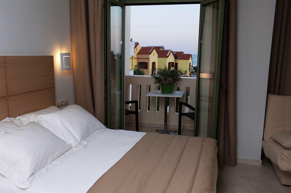 Aphrodite Samos Suites Marathókampos Exterior foto